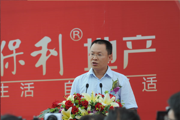 胡在新.jpg
