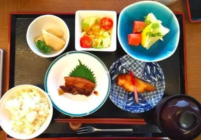 日本營養(yǎng)配餐管理