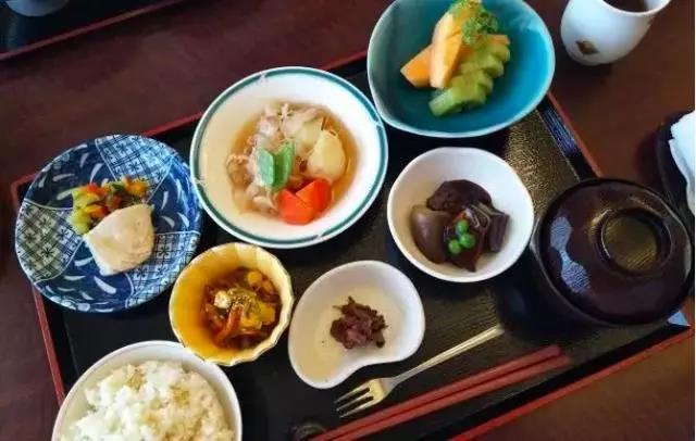 日本營養(yǎng)配餐管理