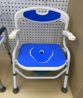 洗澡椅（帶便桶）-