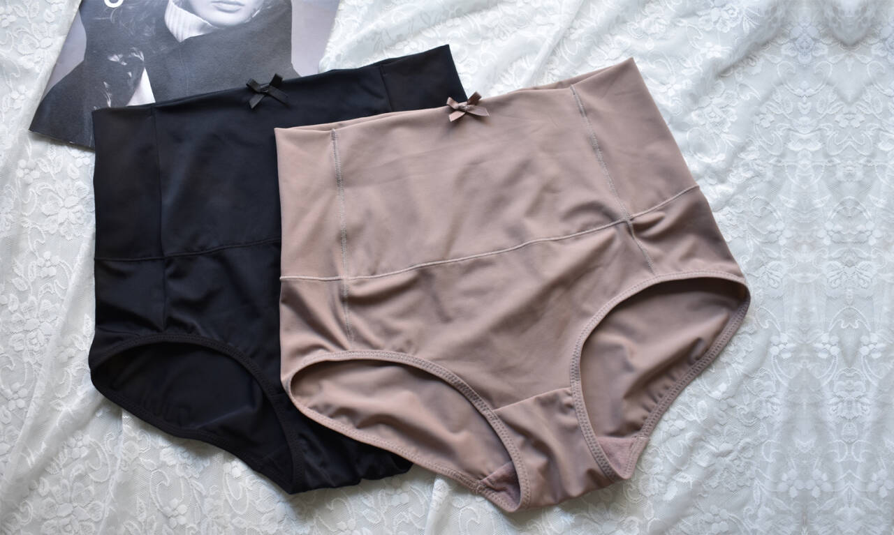 Ladies Mid-waist double-layer light -shape belly brief