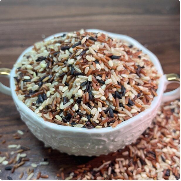 自然農(nóng)法種植高山梯田元侎七谷米-